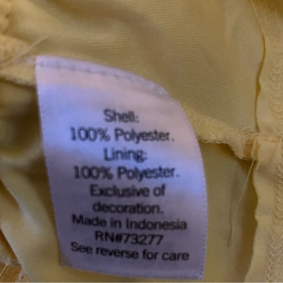 LC Lauren Conrad Light Yellow Smocked Squareneck Peplum Top Size Medium - Picture 12 of 14